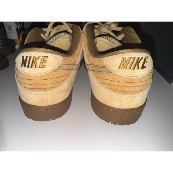 Nike Low Dunk Pro SB Reverse Reese Forbes Wheat Sneakers 2017. Size 10M, W/ CoA. - Picture 6 of 16